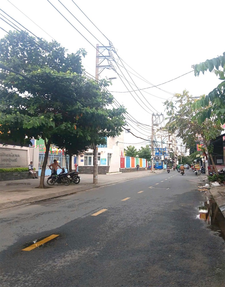 NHÀ VIP - BÌNH HƯNG HÒA A -  BÌNH TÂN - HXH - 4X18,5M - 4 TẦNG - NHỈNH 6 TỶ