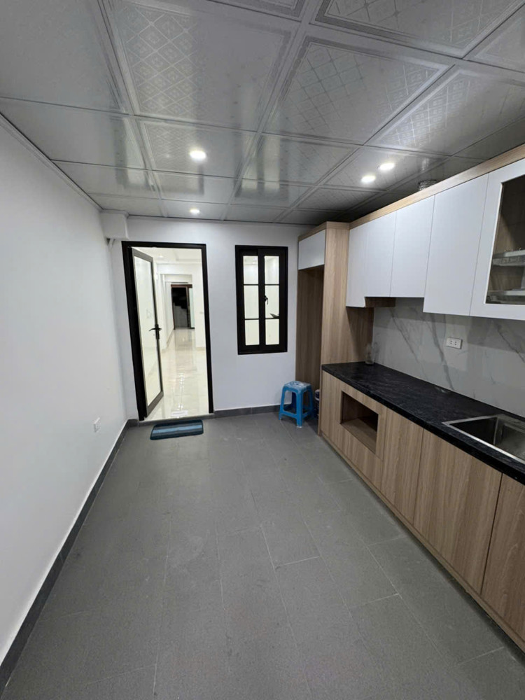 Tập thể Đào Tấn SĐCC diện tích  60m2, 2 ngủ, 2 vệ sinh, 3.7 tỷ