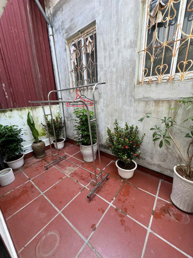 Tập thể Đào Tấn SĐCC diện tích  60m2, 2 ngủ, 2 vệ sinh, 3.7 tỷ