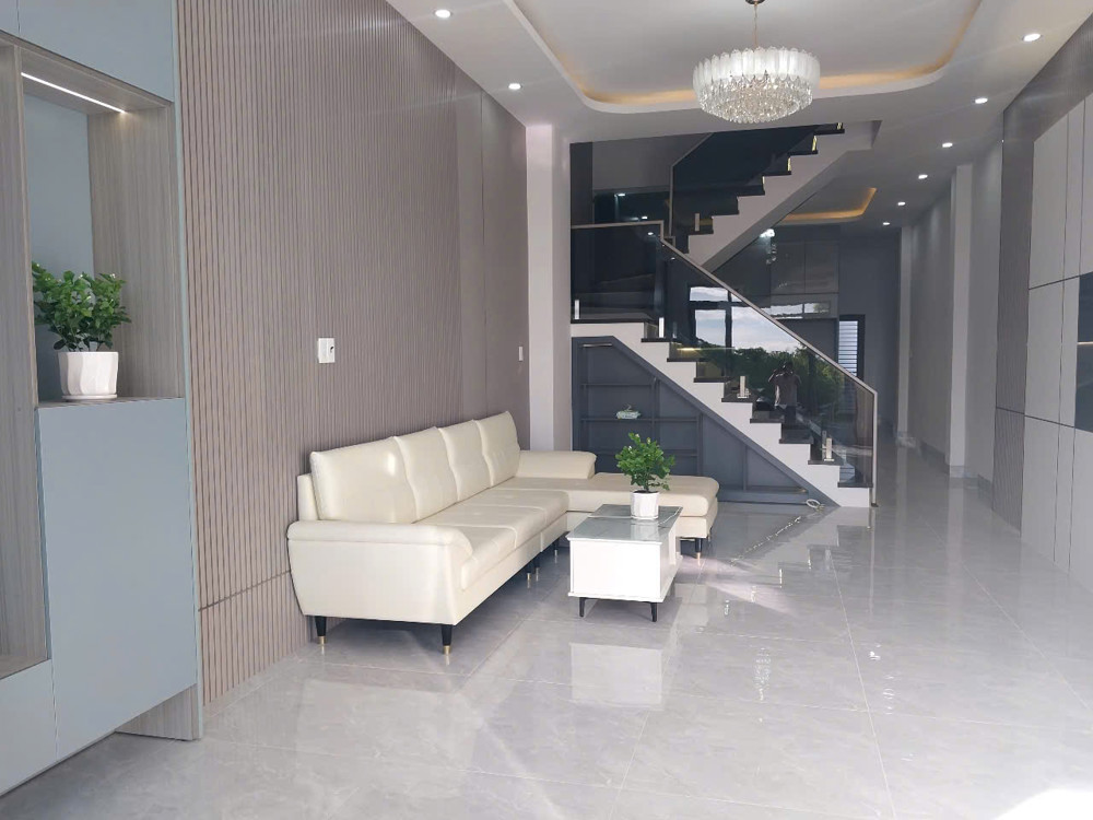 Bán nhà lô C4 đường số 2 cạnh với đường Tú Xương KĐT Tây Bắc