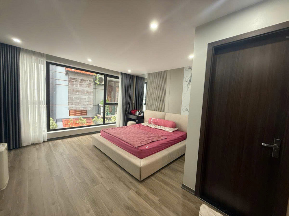 Bán nhà Nguyễn Văn Linh 42m 7 tầng MT5m  thang máy ô tô tránh hơn 14 tỷ