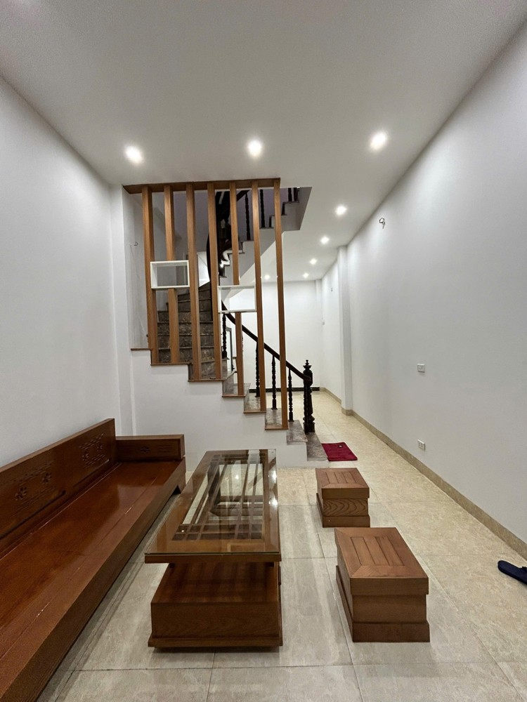 Bán nhà cầu Lủ, ô tô đỗ cửa, DT 32m2, 3 ngủ giá 6,8 tỷ