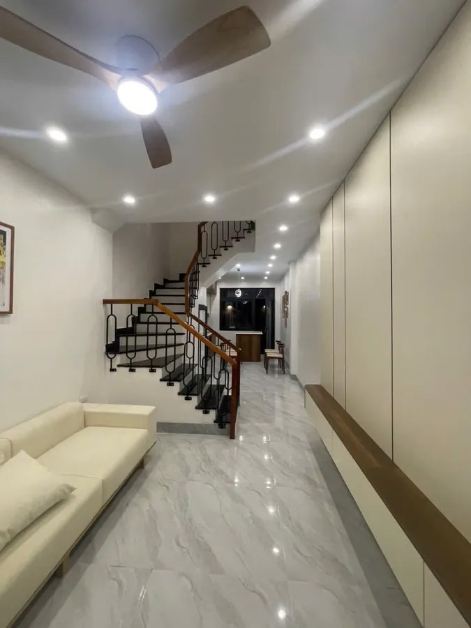 NHÀ MƯỚI FULL NỘI THẤT Thượng Thanh 53m2 X 4 Tầng 8.25 tỷ Long Biên