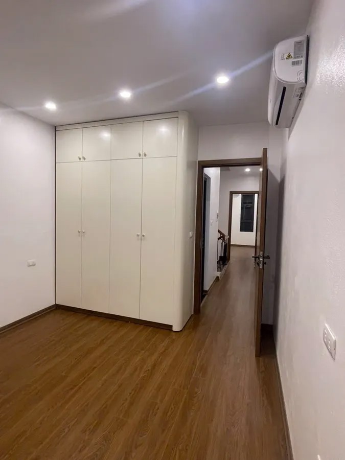 NHÀ MƯỚI FULL NỘI THẤT Thượng Thanh 53m2 X 4 Tầng 8.25 tỷ Long Biên