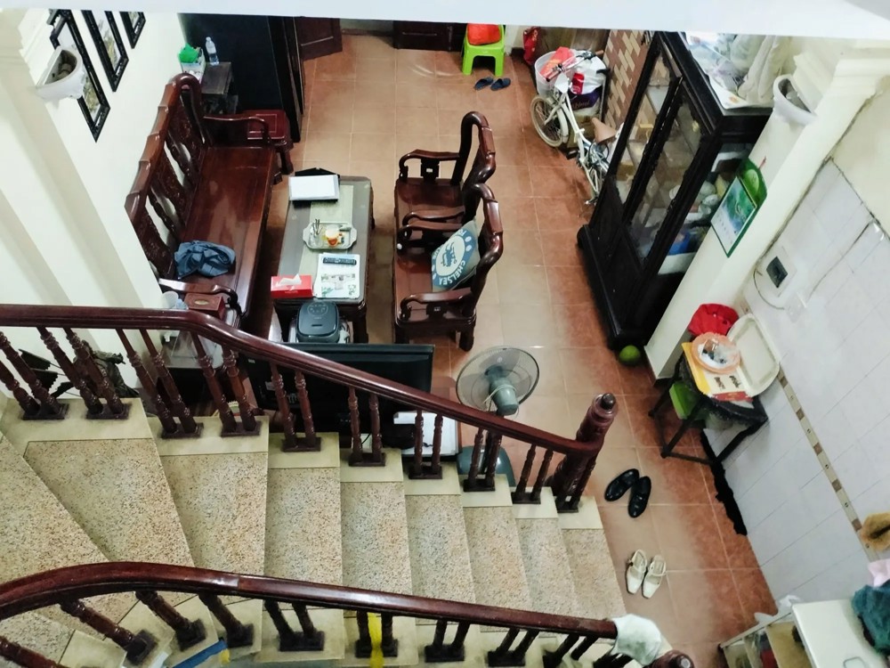 Bán Nhà Kim Mã 31m2. 5 tầng. mặt tiền 3.51m. giá 8.1 Tỷ Ba Đình Hà Nội