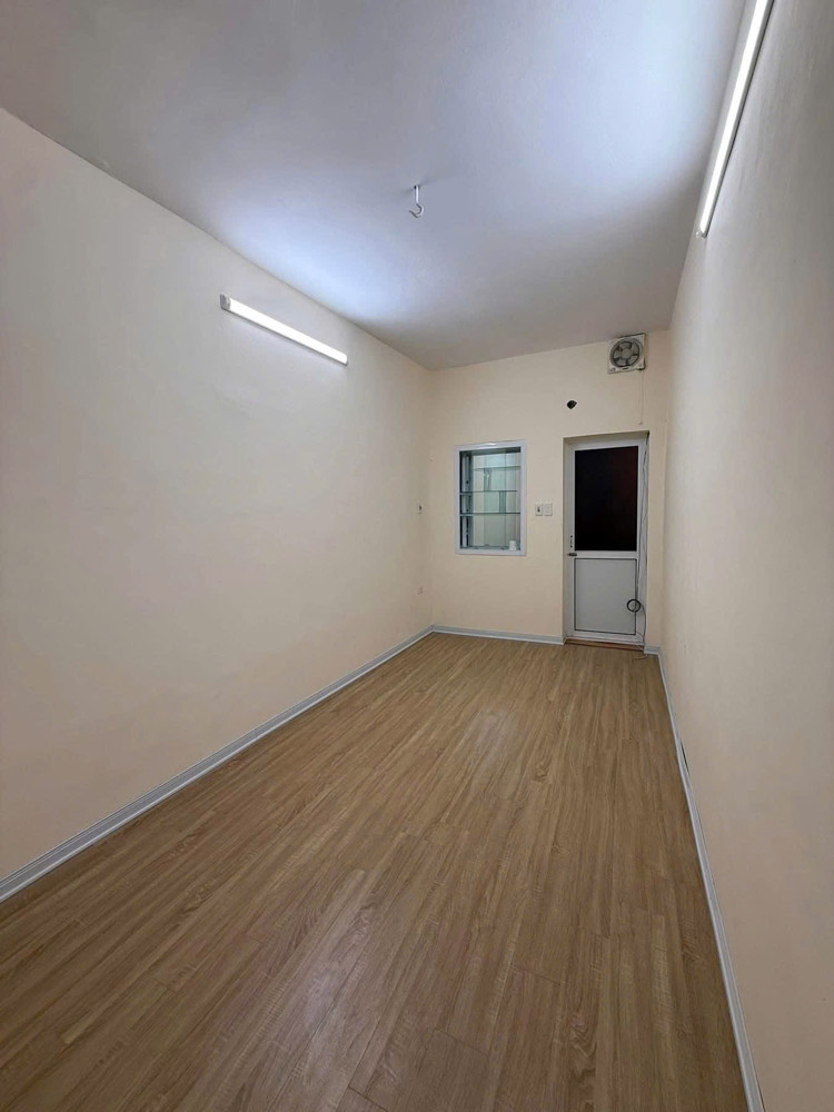 Bán nhà có SĐCC ngõ Tô Tiền,19.3m²  x 4 tầng, 3 ngủ, 2 wc, 4.65 tỷ