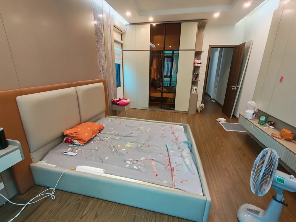 BAN NHÀ Phố Ngọc Thụy Ô TỖ ĐỖ CỬA  52 m2 X 4 Tầng 11.8 tỷ Long Biên Hà Nộ