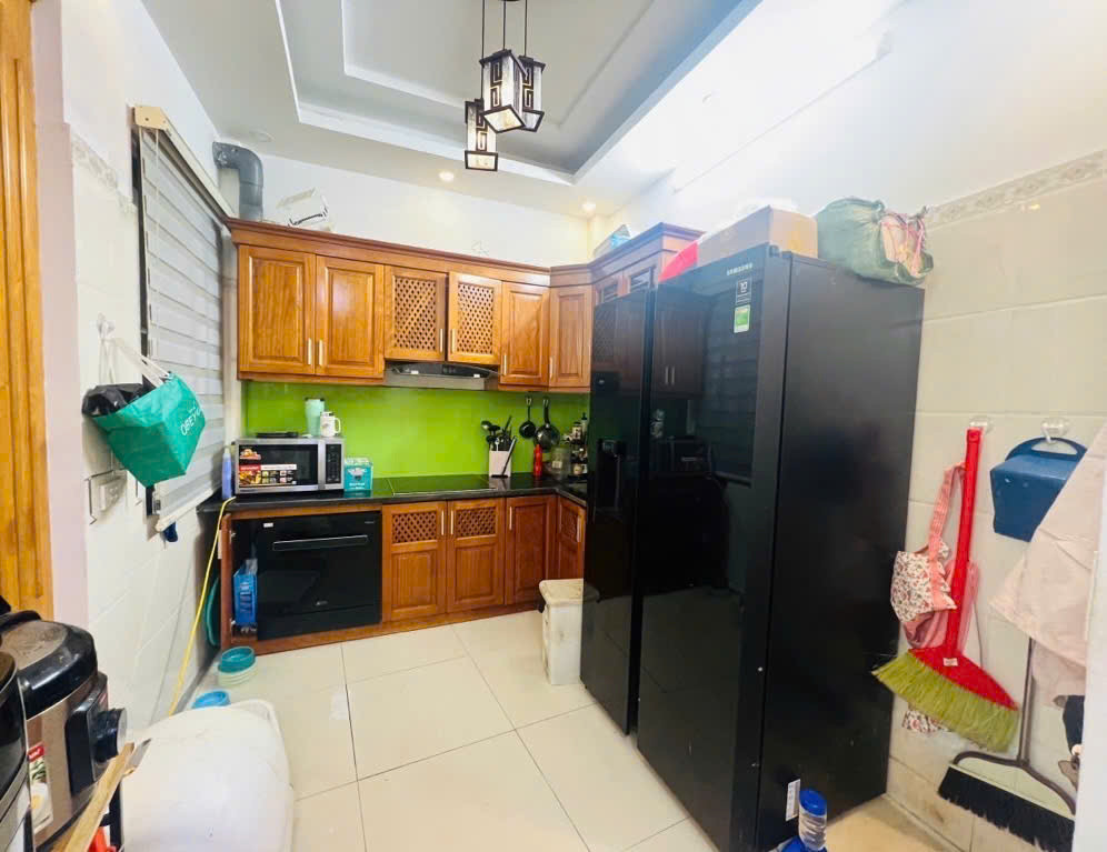 Bán nhà Vũ Tông Phan – 33m x 5 tầng mới – Ô tô đỗ cách 15m – 2 mặt thoáng, phù hợp ở kết hợp kinh