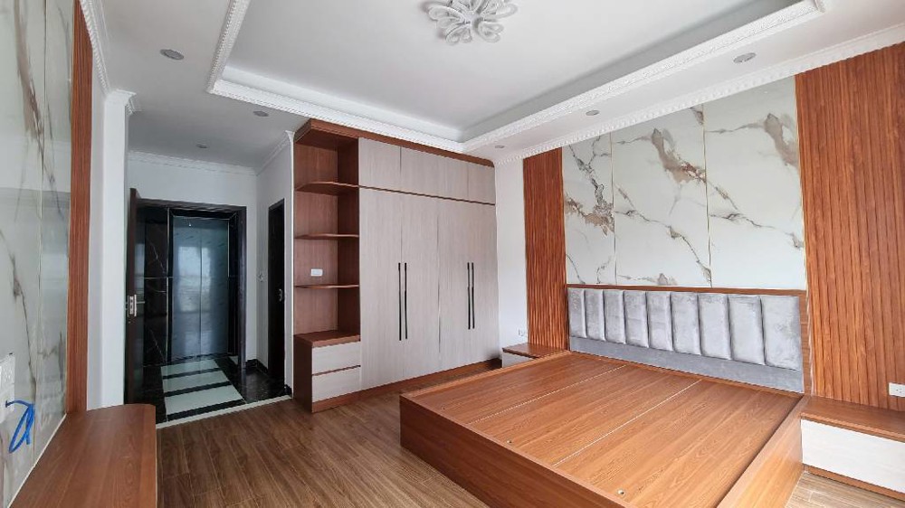 SIÊU ĐẸP, BÁN NHÀ NGUYỄN VĂN CỪ LONG BIÊN, OTO VÀO NHÀ, THANG MÁY, FULL NỘI THẤT 45M