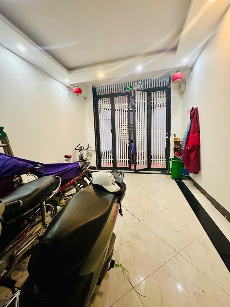 Bán nhà Tô Vĩnh Diện 42m x 8 tầng thang máy - Lô góc 2 thoáng - 30m ra ô tô tránh - Tặng full nội