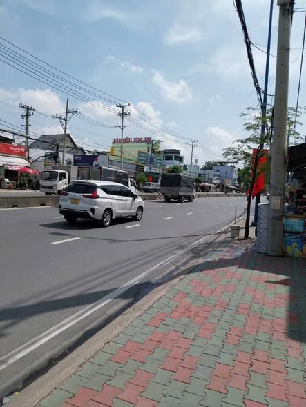 Bán nhà mặt tiền 9,5x25m giá 15,99 tỷ Đường Đặng Thúc Vịnh