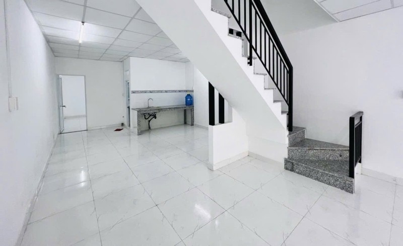 NHÀ HIẾM ĐƯỜNG SỐ, TRƯỜNG THỌ, THỦ ĐỨC , C4 100M2 - NHẸ 5 TỶ