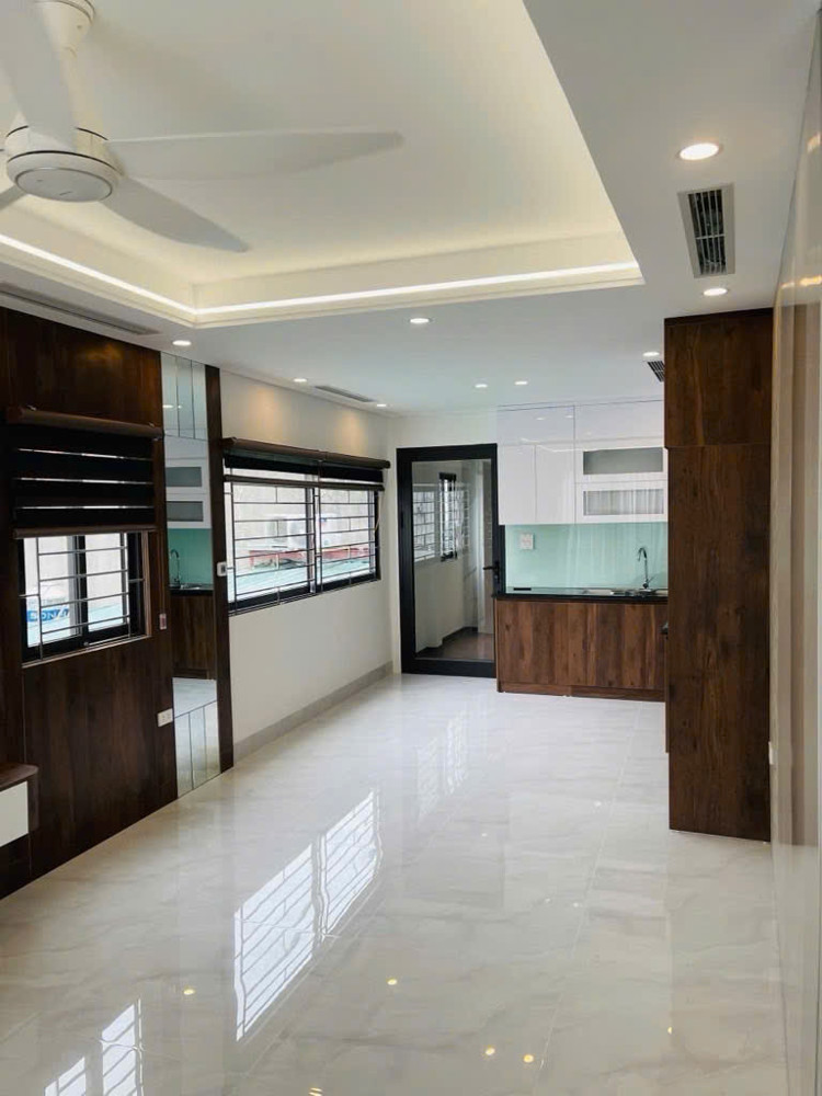 👉 Bán nhà đẹp Ngọc Lâm Long Biên 45m² x 5T, full nội thất, ô tô đỗ cửa