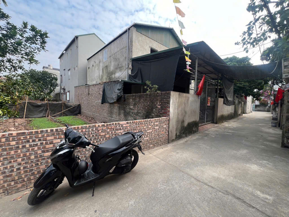 bán đất Đức Giang, Long Biên. Ngõ thông, ô tô tránh. Tiện ích ngập tràn. 42m, 
6,x tỷ ( có tl )