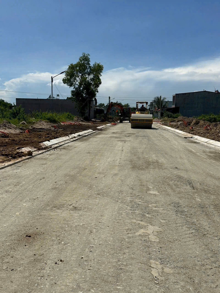 Chủ cần tiền Bán Lô đất mặt tiền Đường nhựa mới mở khu dân cư cực kỳ đẹp