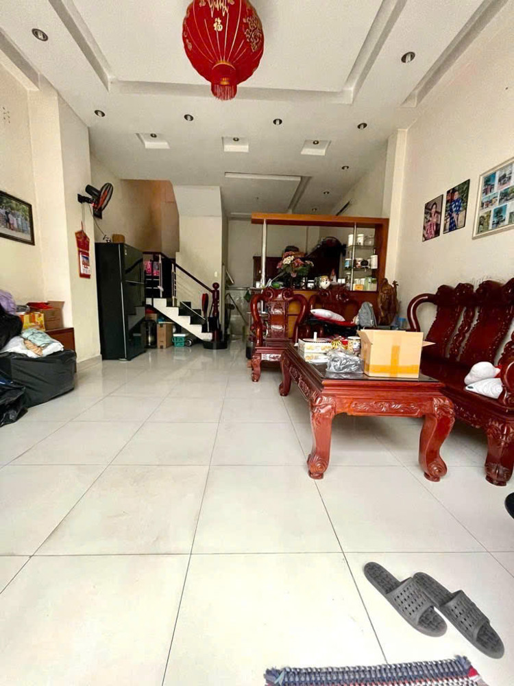 BẤN NHÀ Vườn Lài, Q.12: 76m2, 2 tầng, 4 phòng ngủ, sổ hồng trao tay, giá chỉ 5.7 tỷ - Liên hệ