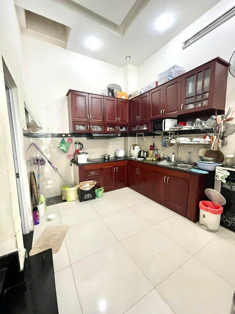 BẤN NHÀ Vườn Lài, Q.12: 76m2, 2 tầng, 4 phòng ngủ, sổ hồng trao tay, giá chỉ 5.7 tỷ - Liên hệ