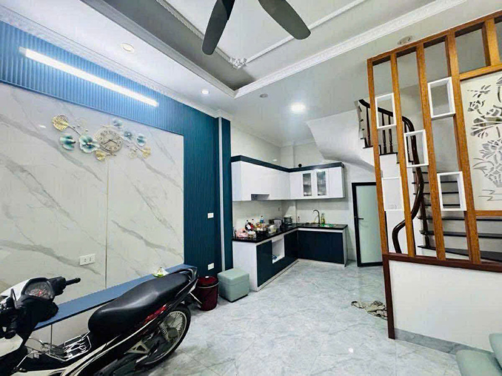 BÁN NHÀ HÀO NAM MẶT NGÕ KINH DOANH Ô TÔ - NHÀ 30M 5 TẦNG - SỔ ĐỎ NỞ NẬU THÔNG TIN CHUẨN