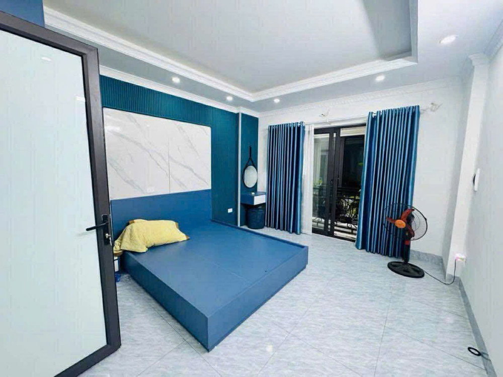 BÁN NHÀ HÀO NAM MẶT NGÕ KINH DOANH Ô TÔ - NHÀ 30M 5 TẦNG - SỔ ĐỎ NỞ NẬU THÔNG TIN CHUẨN