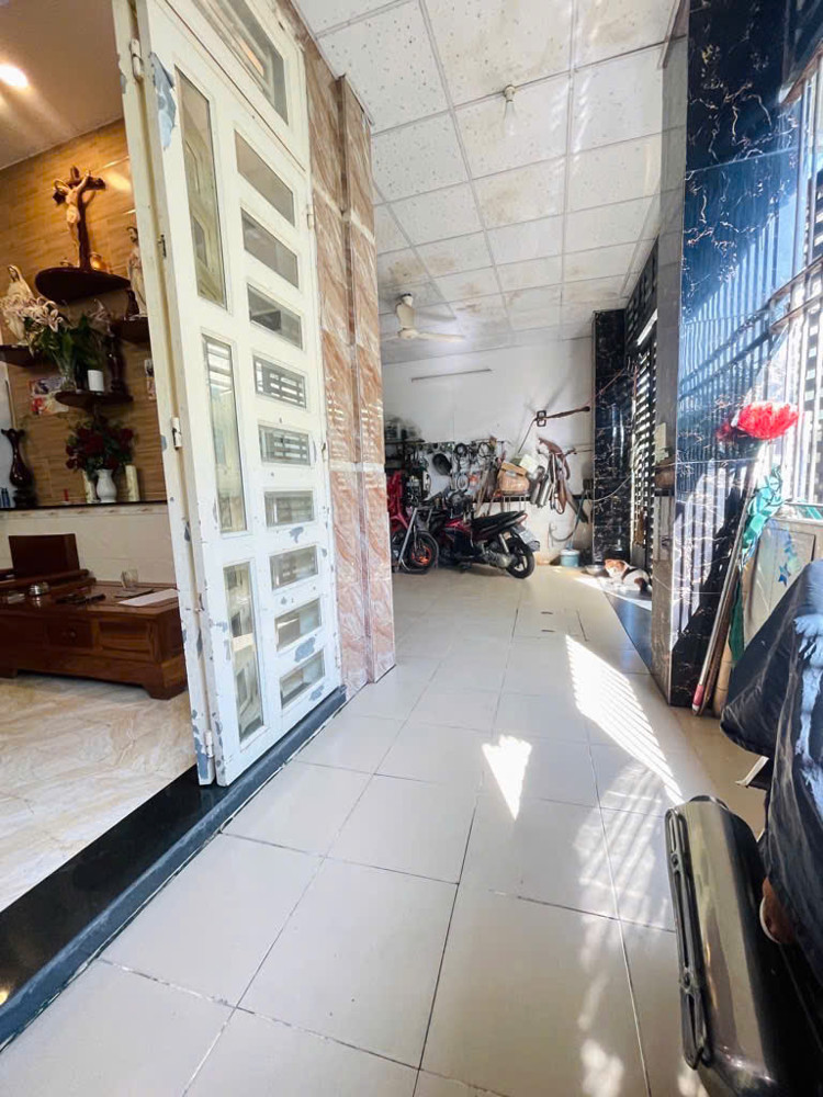 BÁN NHÀ 3 TẦNG DT KHỦNG 110m2–Tô Ngọc Vân giáp Gò Vấp–  – 7PN-CHIA 2 CĂN 7.9 TỶ