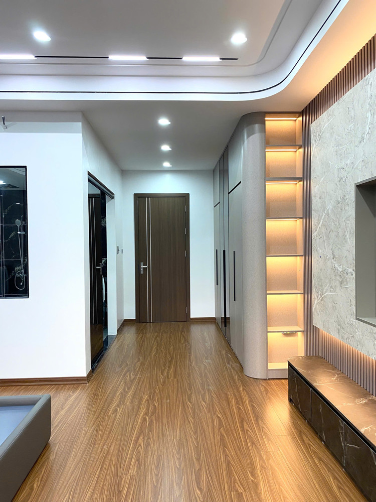 NHÀ ĐẸP KINH DOANH ĐỈNH 7 TẦNG THANG MÁY PHỐ HOÀNG MINH ĐẠO 50M2 22.5 TỶ