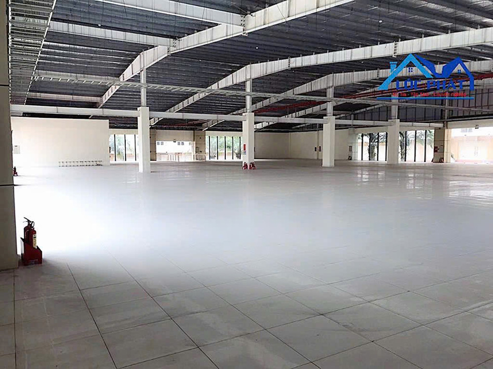 Cho thuê Showroom 2200m2 TP Biên Hòa, Đồng Nai giá 250t