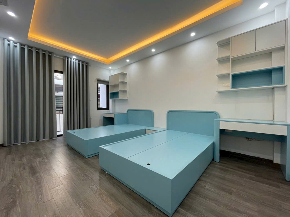 NHÀ ĐẸP Hoàng Như Tiếp 46.2m2 X 6 Tầng Mặt tiền 3.5m X 12.9 tỷ Long Biên