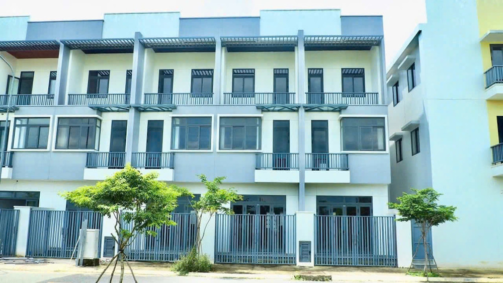 NHÀ ĐẸP – GIÁ TỐT – VỊ TRÍ ĐẮC ĐỊA