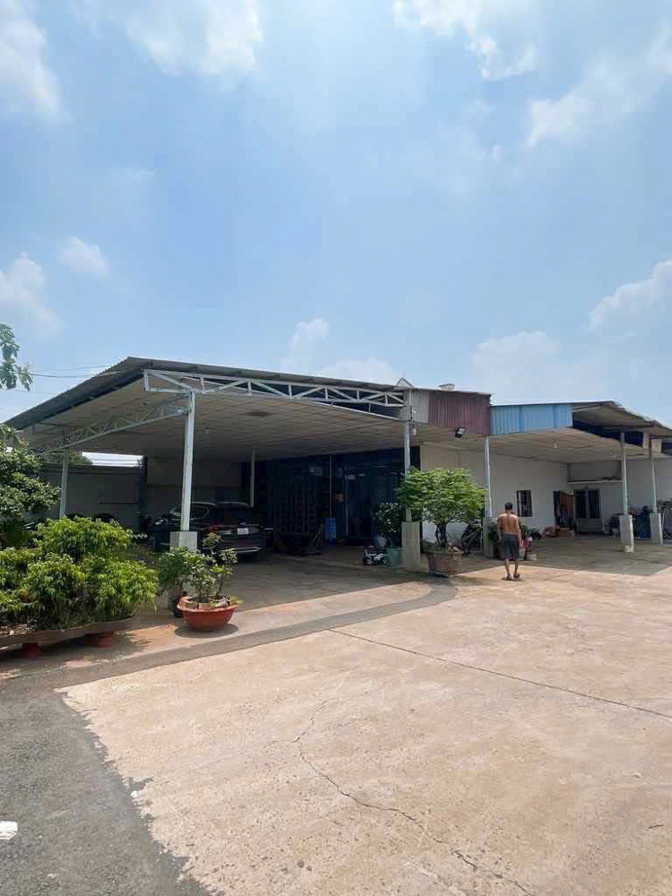 KHO XƯỞNG 5.870M2 MẶT TIỀN HUỲNH THỊ NA, HÓC MÔN GIÁ NGỘP CHỈ 35.8 TỶ