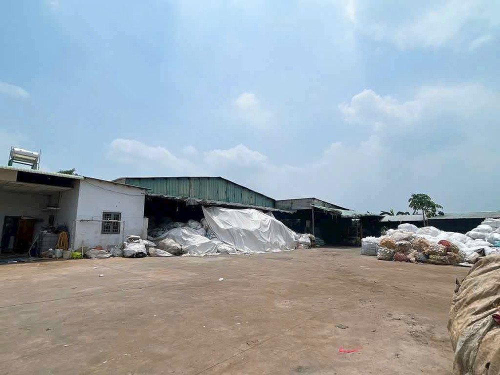 KHO XƯỞNG 5.870M2 MẶT TIỀN HUỲNH THỊ NA, HÓC MÔN GIÁ NGỘP CHỈ 35.8 TỶ