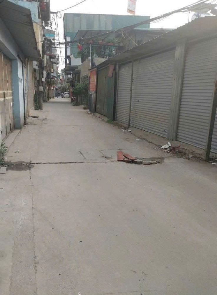 Bán nhà không sổ tại ngõ 271 Bùi Xương Trạch - 105m  ngõ thông kinh doanh - Đất không quy hoạch 