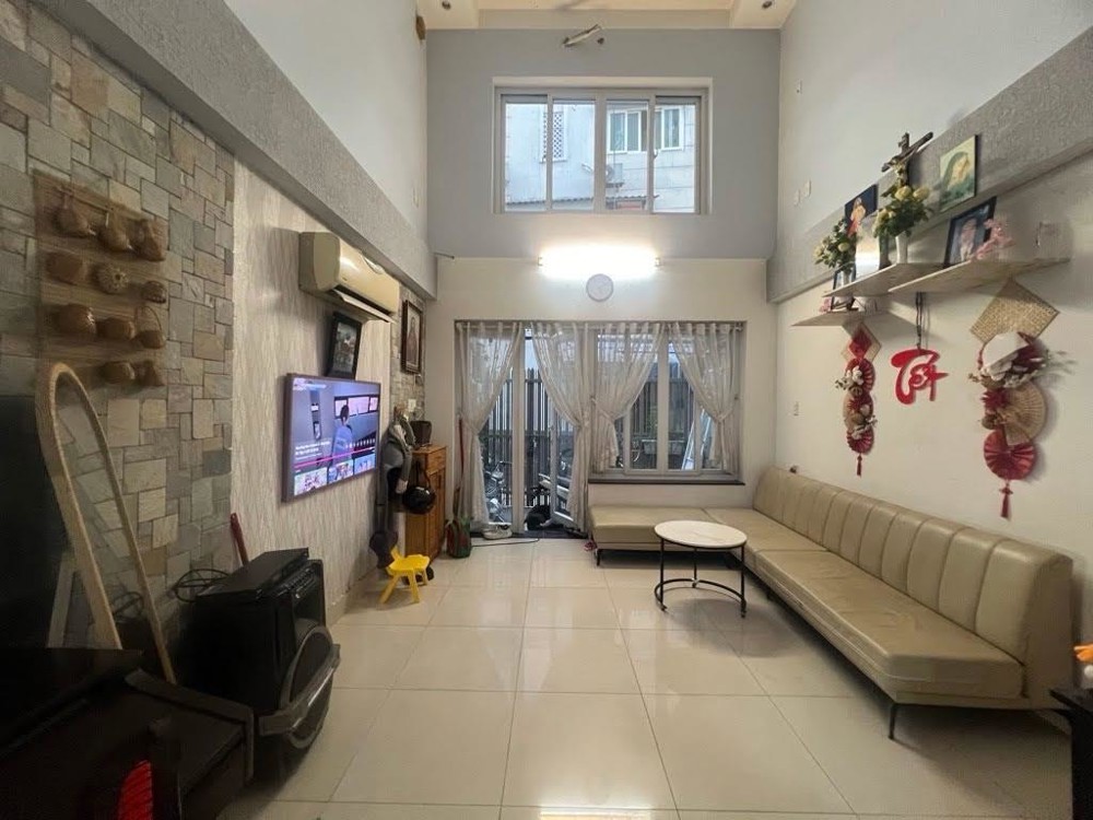 Bán nhà hẻm xe hơi Dương Quảng Hàm, Gò Vấp, 56m², 5 tầng, gần ĐH Văn Lang, giá 7.45 tỷ TL