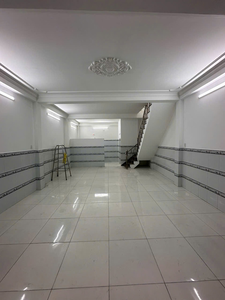 GIÁ TỐT - CHÍNH CHỦ Cần Bán Nhanh Căn Nhà  Mặt Tiền Hẻm Xe Hơi 6m  Tại Quận Bình Tân, TP HCM