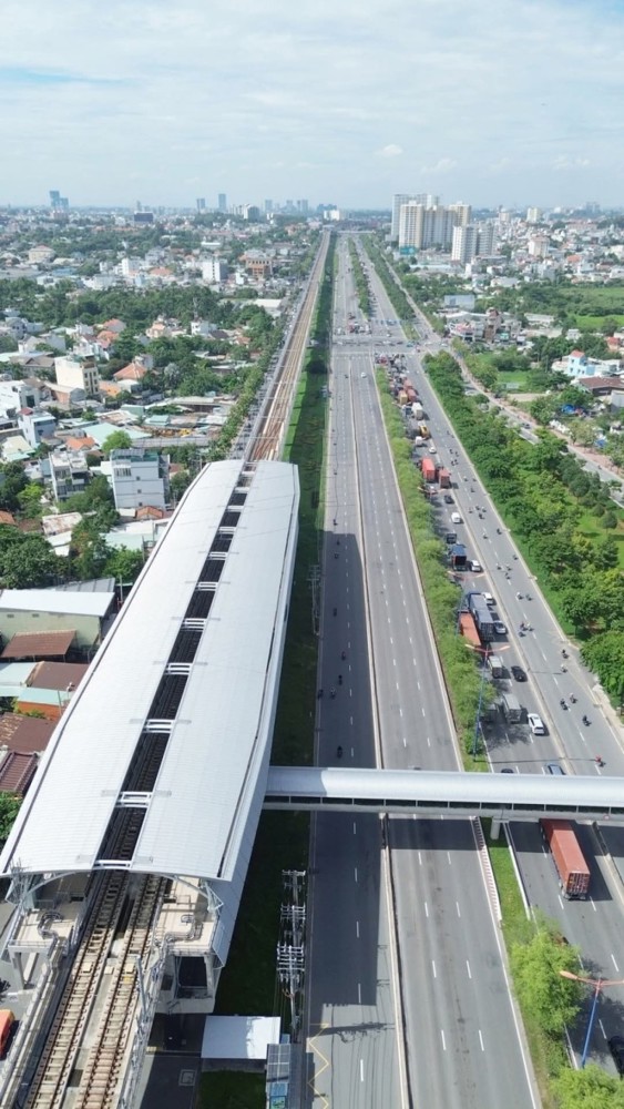 CHDV BỀ THẾ MẶT TIỀN, TRƯỜNG THỌ, THỦ ĐỨC, 122M2 - 6 TẦNG - NHẸ 1x