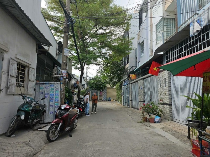 SIÊU PHẢM LINH TRUNG, THỦ ĐỨC, 6 TẦNG NỔI, THANG MÁY-600TR/NĂM, NHẸ 11