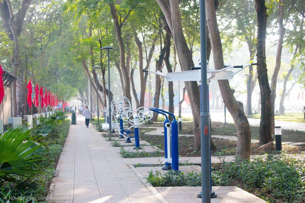 Nhà 5 tầng Ngọc Lâm Long Biên, full nội thất, ô tô đỗ cửa, gần Mipec, công viên, giá chỉ 10.4 tỷ