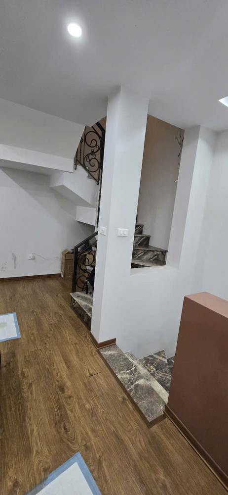 Phố Giáp Nhị 5 tầng x 30m2, SĐCC, 7.2 tỷ