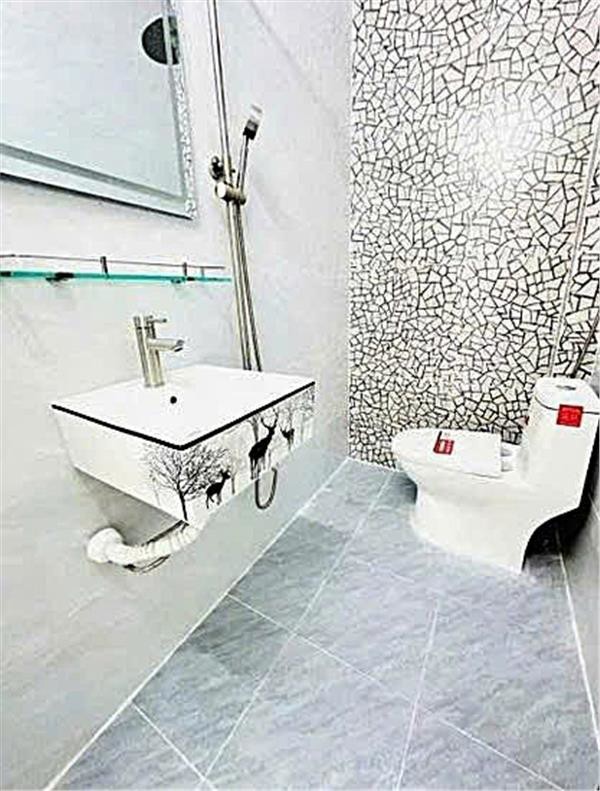 BÁN NHÀ - HXH - LÊ VĂN QUỚI - BÌNH TÂN -  50M2 - 3 TẦNG - NHỈNH 6 TỶ