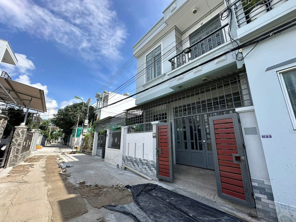 Nhà 2 Tầng Vĩnh Hải – Hẻm 5m Nguyễn Khuyến Thông Phạm Tư, Gần Chợ – Chỉ 4,25 Tỷ!