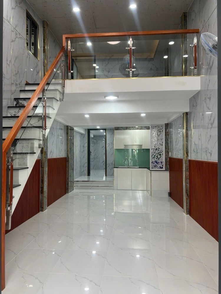 ÂU DƯƠNG LÂN - NHÀ MỚI 1TR 1 LẦU MUA Ở NGAY - 46M2 - 3PN - CHỈ 2.2 TỶ