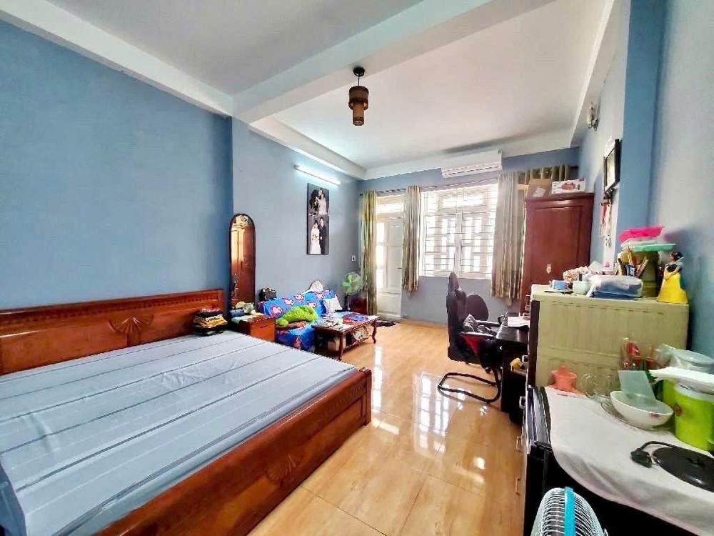 Bán nhà Duy Tân, 3.4 x 21m, 4 tầng BTCT, trệt, 2 lầu, ST, 4pn, 5wc, 8.8 tỷ, TL