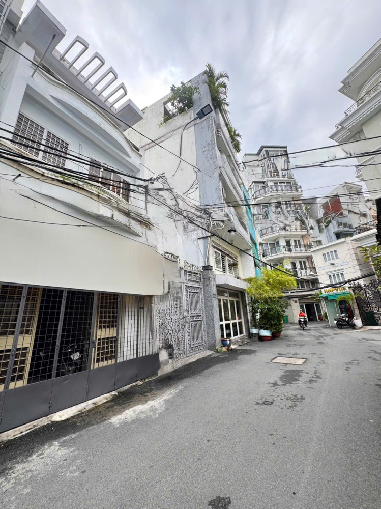 BÁN NHÀ 4 TẦNG HXH Đ.LÊ VĂN SỸ, QUẬN 3 - NGANG HIẾM 7,6M*14M - XUNG QUANH CAO TẦNG SANG CHẢNH