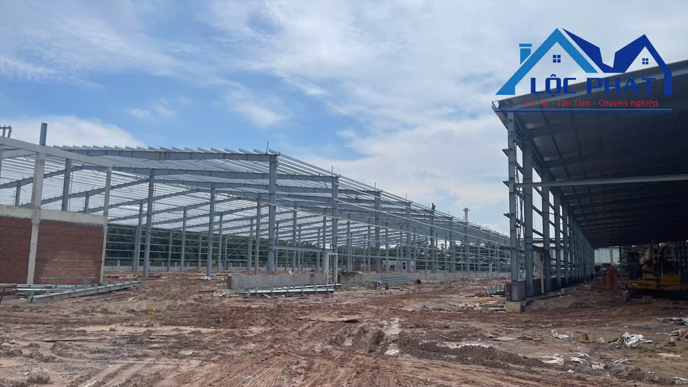 Cho thuê xưởng 9300m2 KCN Trảng Bom, Đồng Nai giá chỉ 4$/m2