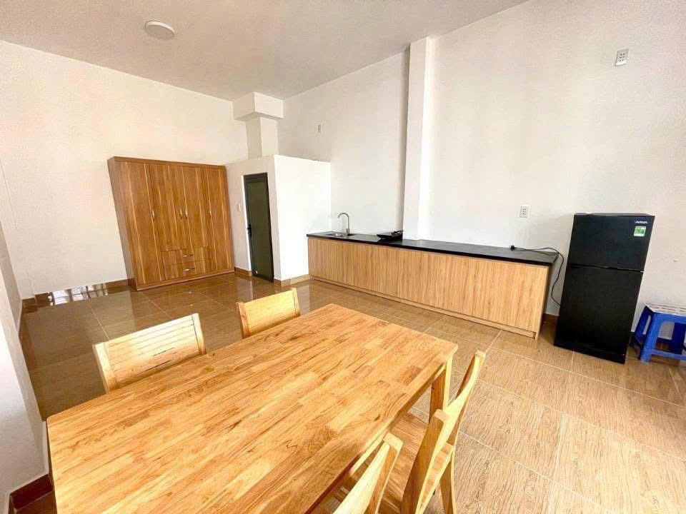 Bán CHDV 4 lầu ngang 6m HXH thông Phạm Văn Chiêu 153m2 15PN TN 60tr gần chợ chỉ 15.8 tỷ