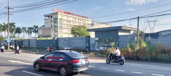 Bán đất mặt tiền 70x140m giá 145 tỷ Đường Quốc Lộ 22