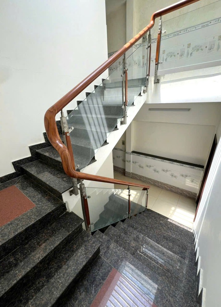 NHÀ BÁN - BÌNH HƯNG HÒA - BÌNH TÂN - 43M2 - 2 TẦNG - NHỈNH 3 TỶ