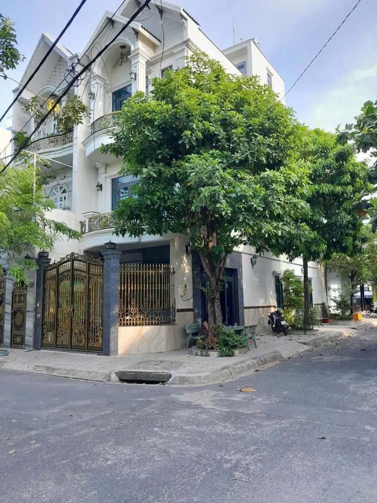 Bán nhà 2 mặt tiền 4 tầng 5x21m giá 10,5 tỷ Đường Tân Chánh Hiệp 8