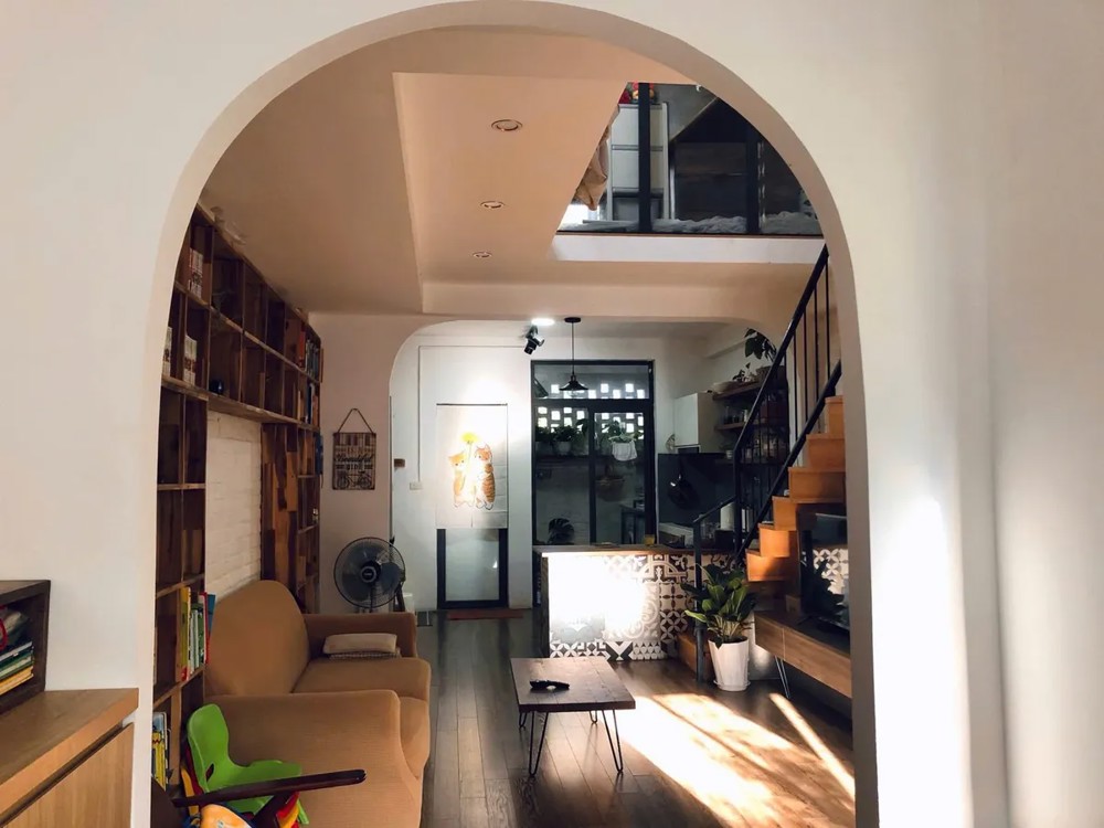 NHÀ ĐẸP TÀI CHÍNH NHỎ XINH  Bắc Cầu 46 M2 X 2 Tầng 5.38 tỷ Long Biên Hà Nội