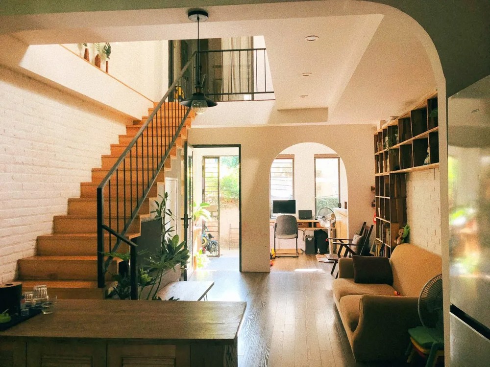 NHÀ ĐẸP TÀI CHÍNH NHỎ XINH  Bắc Cầu 46 M2 X 2 Tầng 5.38 tỷ Long Biên Hà Nội