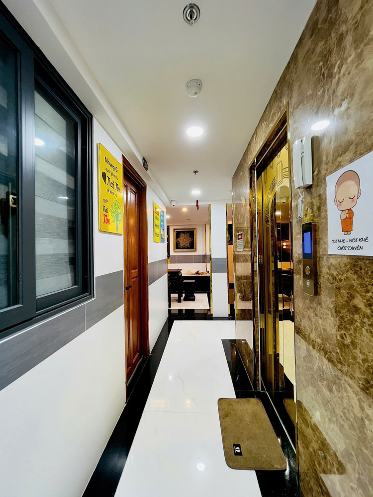 Nhà Vuông Mặt tiền SHR 6 tầng Đ.12m 119m2 – Đường Số 4 Gò Vấp